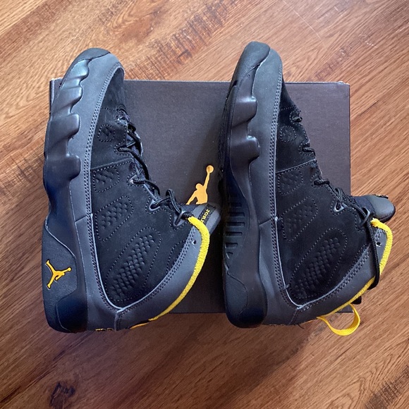 🛑SOLD🛑JORDAN RETRO 9🔥 - Picture 3 of 8